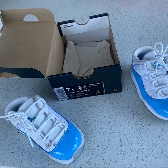 Beautiful Jordan retro 11 Los BT white baby blue kids 7c great condition - Picture 7 of 8